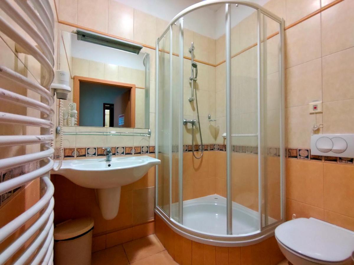 Bursztyn Bed & Breakfast Swinoujscie Bagian luar foto