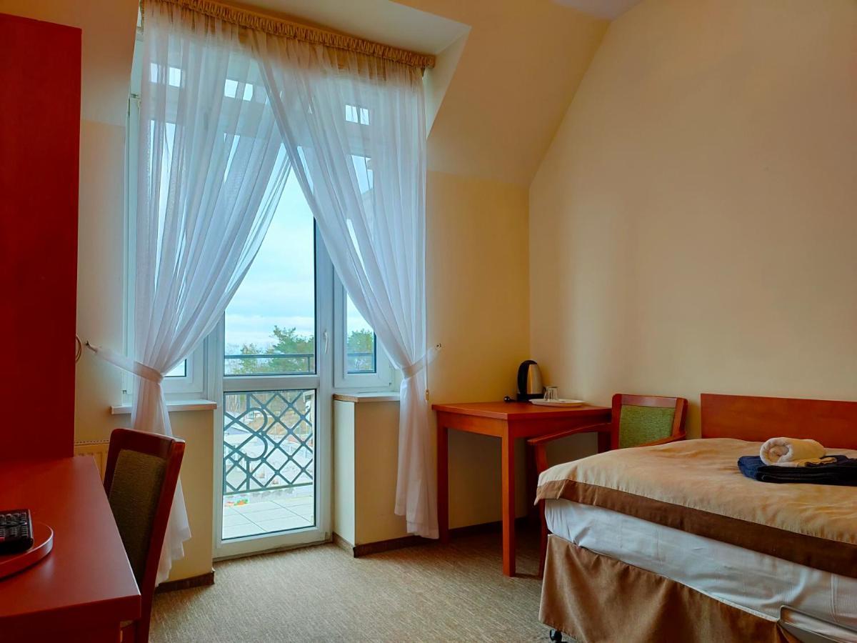 Bursztyn Bed & Breakfast Swinoujscie Bagian luar foto